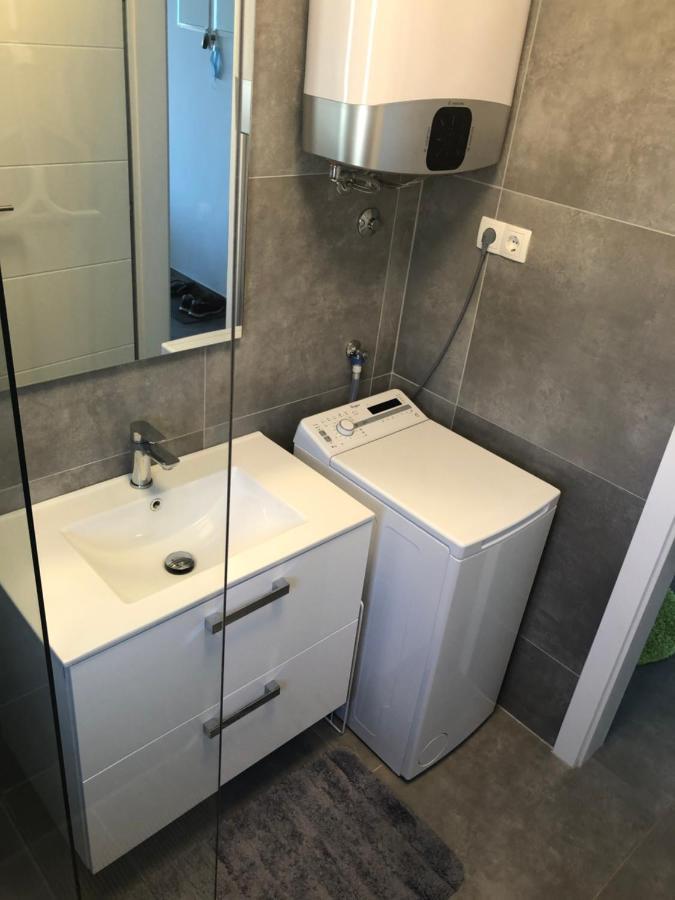 Apartment Lea Nin Eksteriør billede