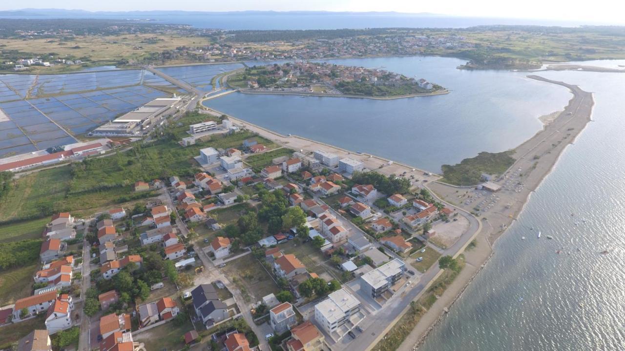 Apartment Lea Nin Eksteriør billede