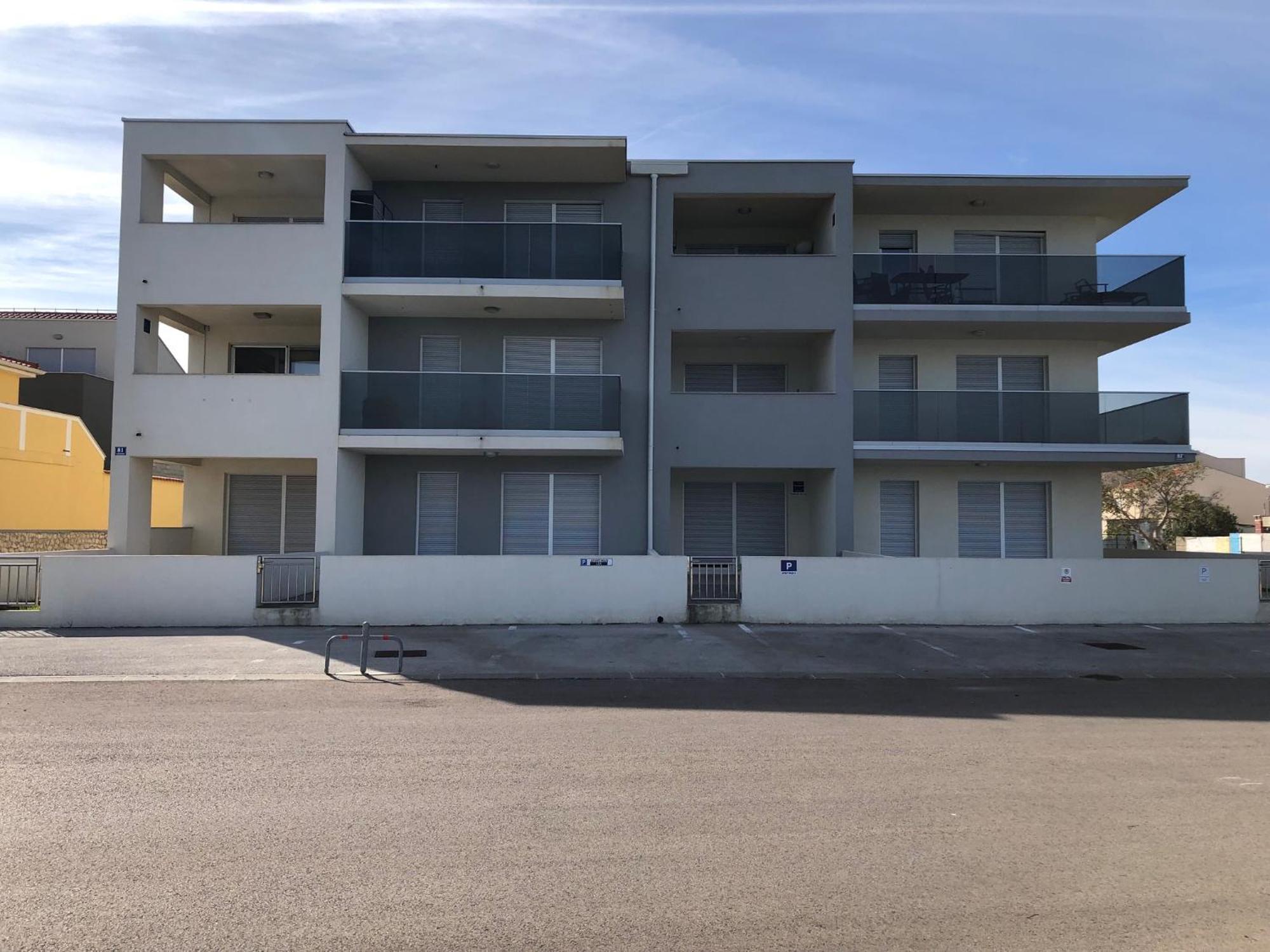 Apartment Lea Nin Eksteriør billede
